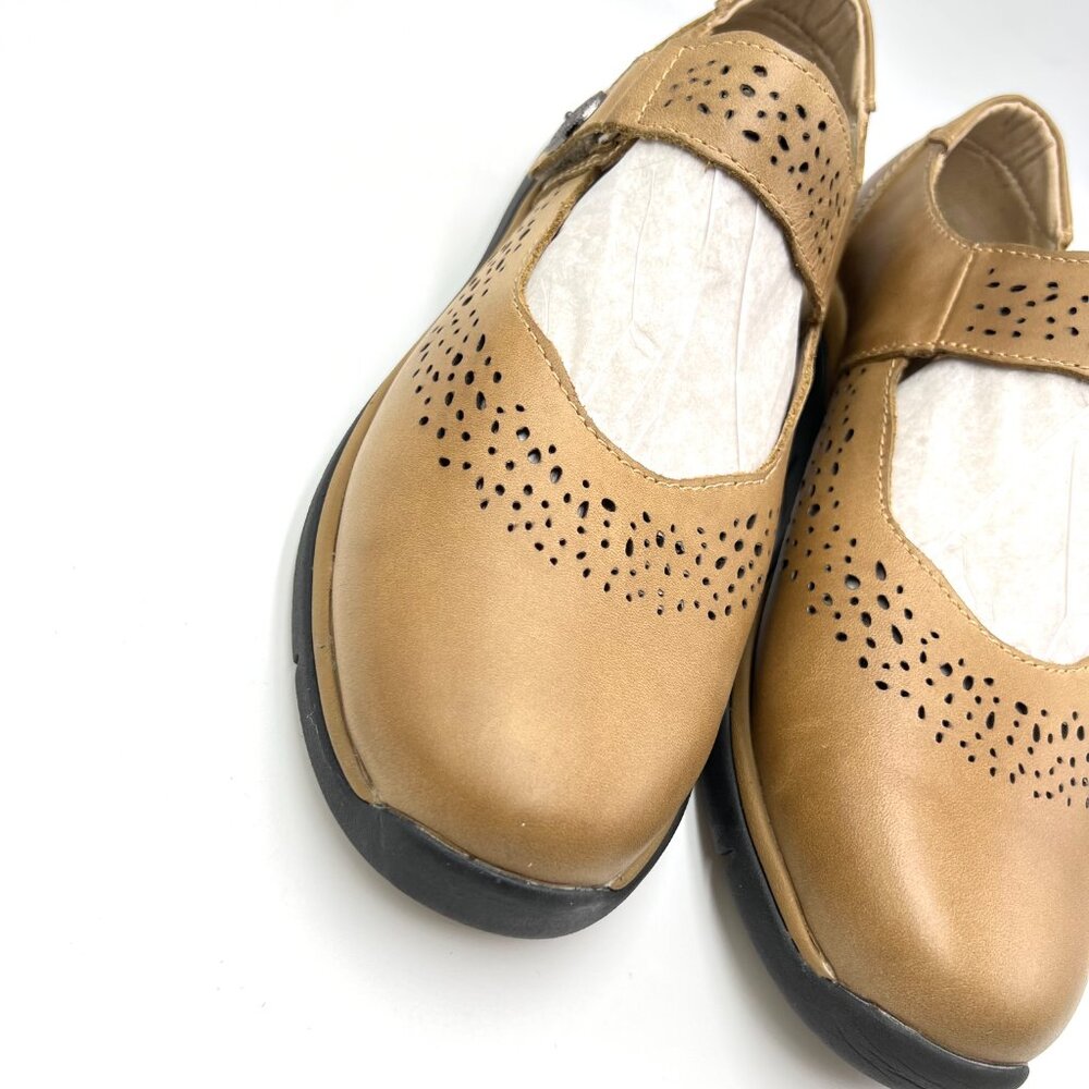 9.5N 9.5 NARROW WIDTH Propet Selena Brownβ Leather Mary Jane Comfort Flats Shoes - Picture 4 of 13